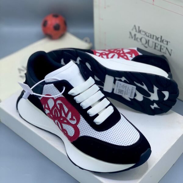 Buy trendy type sneakers in Nigeria and explore the best online store for clothes and shoes in Nigeria.